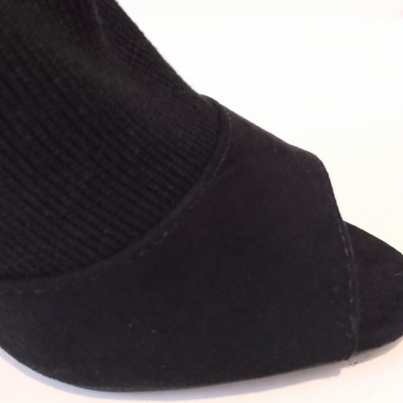 Qupid Black White 4 1/4"  Heel Boots sz 8  NWT - Picture 3 of 9